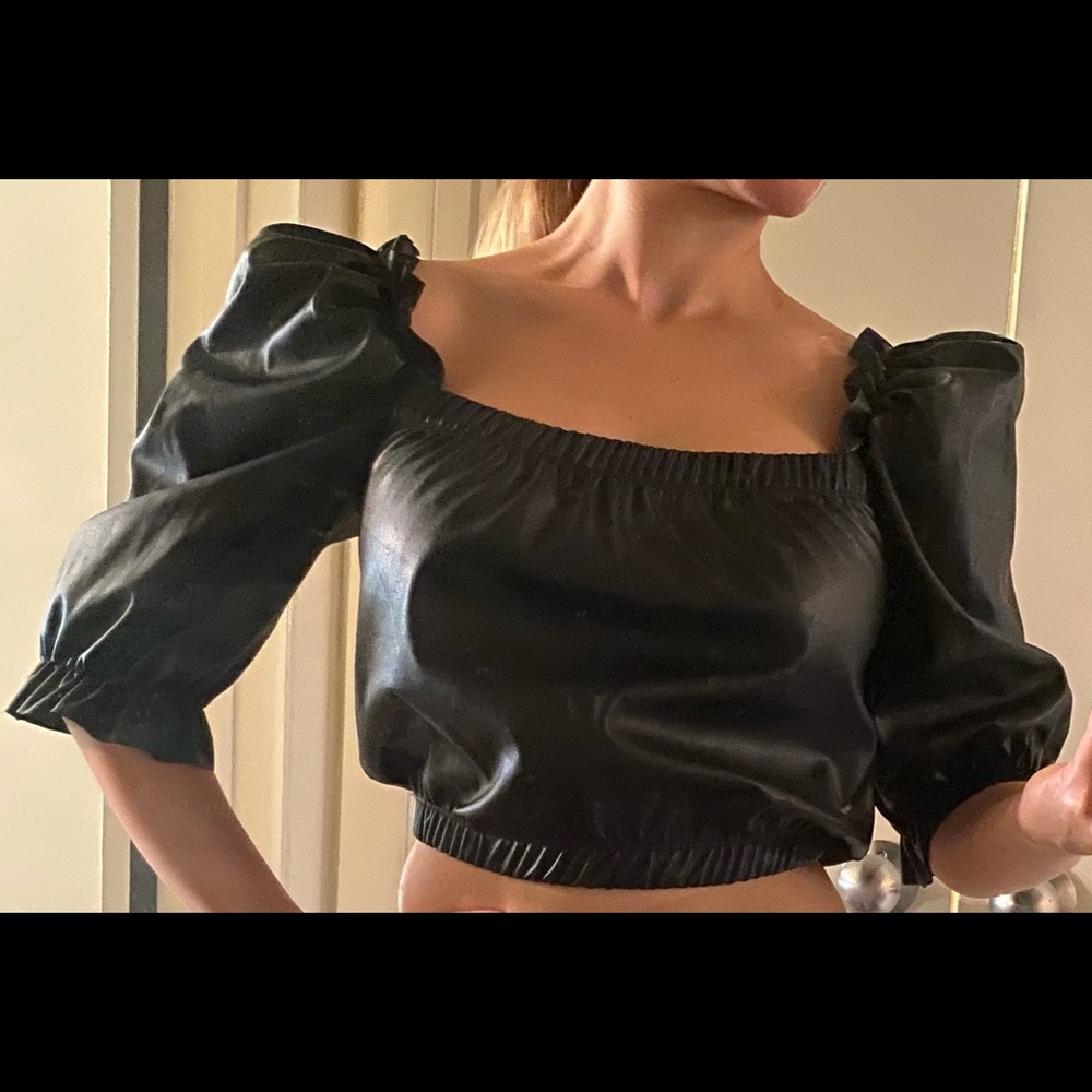 Top - Picture 3 of 3